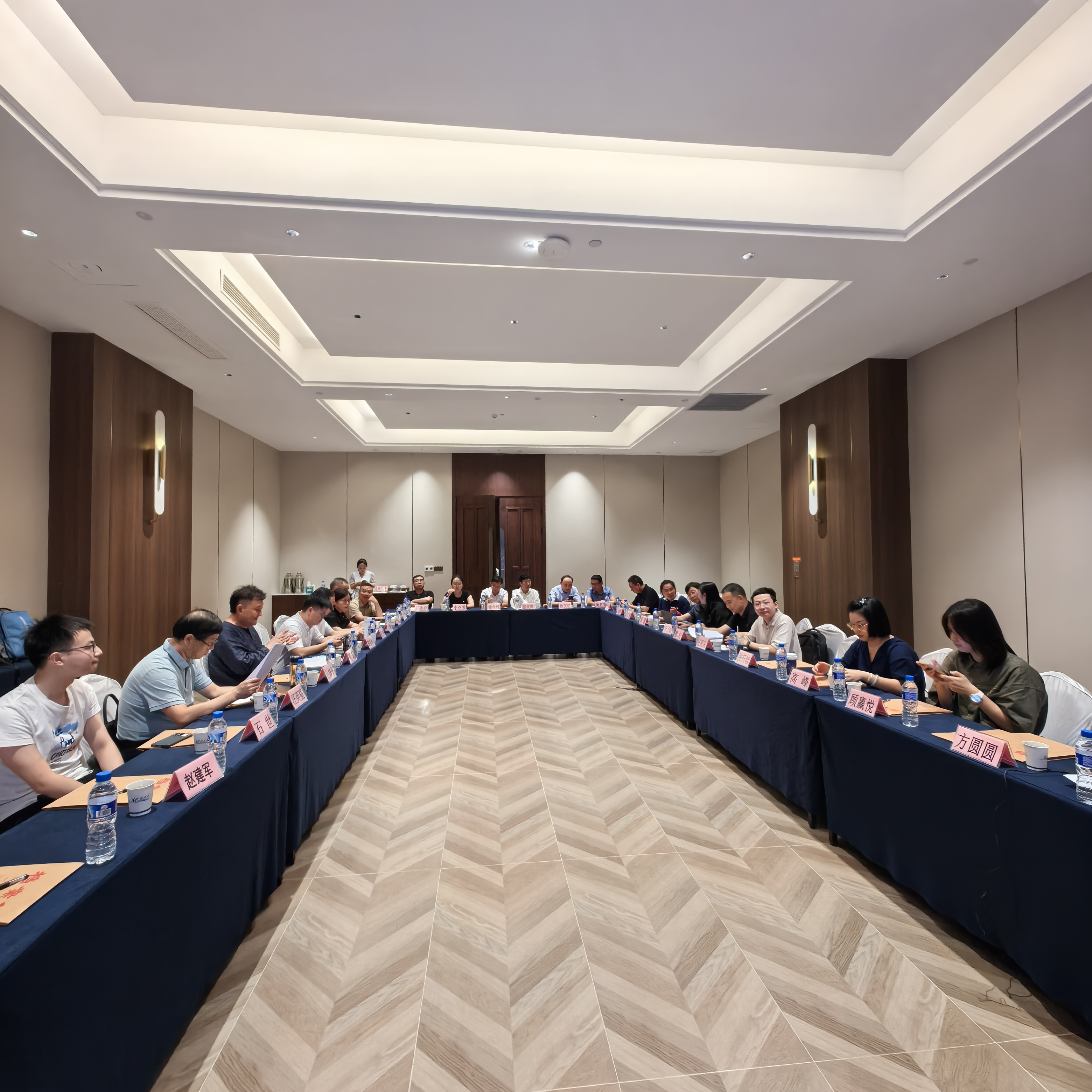 https://img2.danews.cc/upload/images/20250813/0b4f19b96f9a420a1a46b95066f024cf.jpg