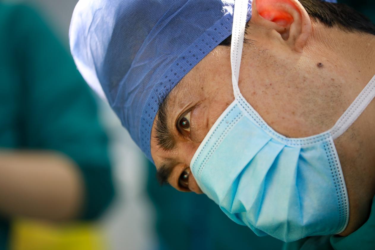 我们的病人来自世界各地，因为我们是西安国际医学中心医院......