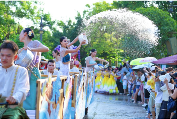 中国东方航空携手方特,开启“航空+文旅”融合新篇章 中国东方航空携手方特,开启“航空+文旅”融合新篇章