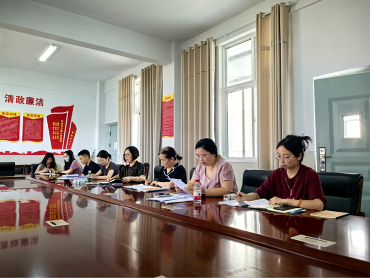 https://img2.danews.cc/upload/images/20250828/896a176328e69b0614fab81266479102.png