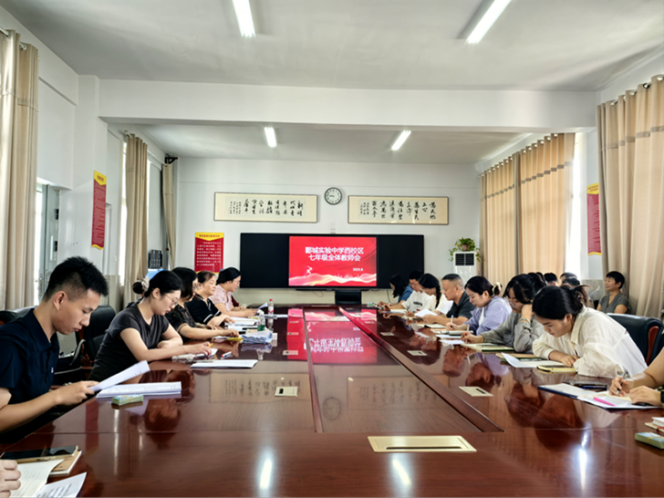 https://img2.danews.cc/upload/images/20250828/fb3c73373f1bdcba37fd227ecc41ec8f.png