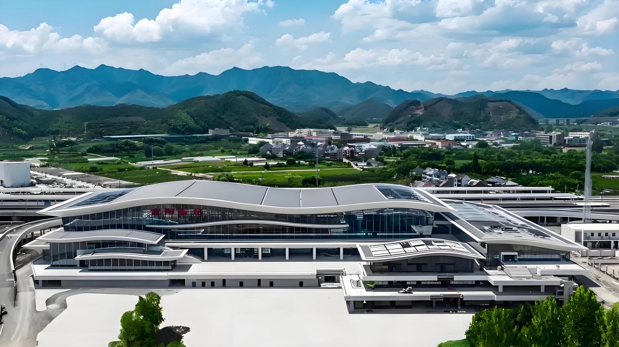 杭州富阳西高铁