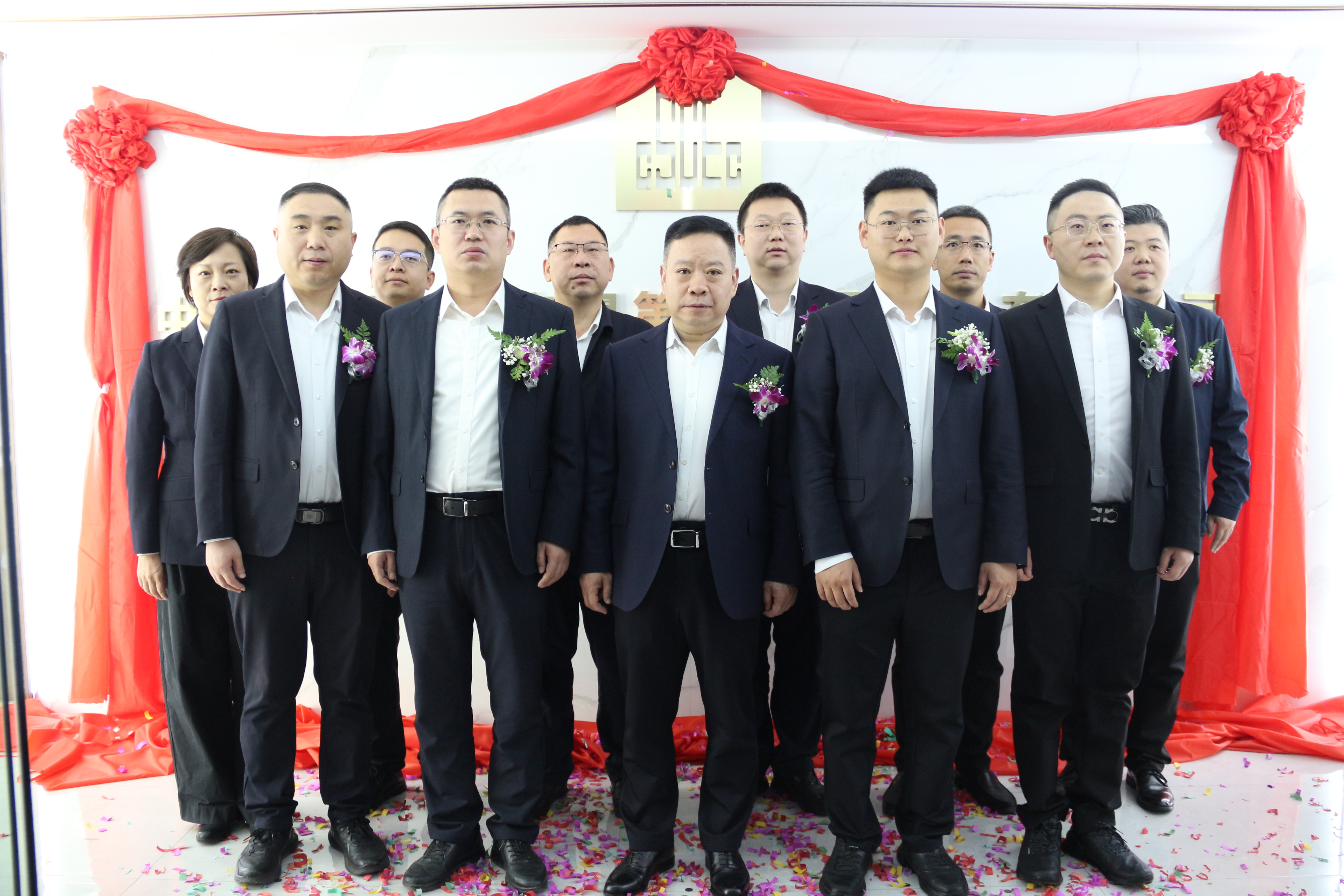 https://img2.danews.cc/upload/images/20251017/329a9ad3abe3157a787d679572f94874.JPG