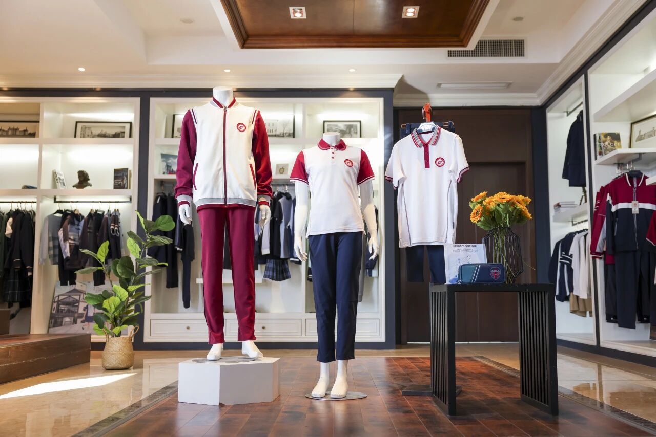 开学季“衣”路护航 | 唐山市第二中学校服服务纪实