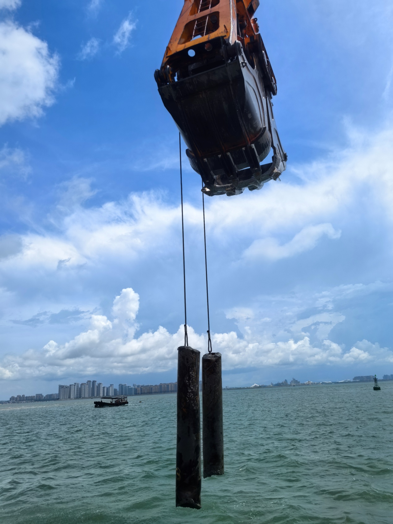 D:\Backup\Documents\Tencent Files\1050521763\nt_qq\nt_data\Pic\2025-11\Ori\661ccd5fe4776d20993ee759e66fc749.png