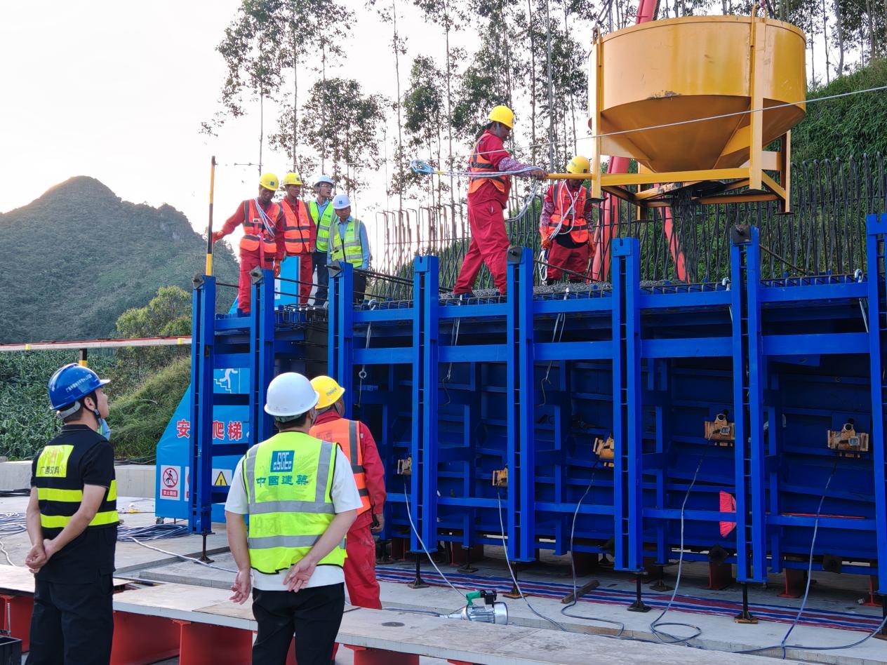 1a087252425ade71bde1a30f3bdcb795(1)