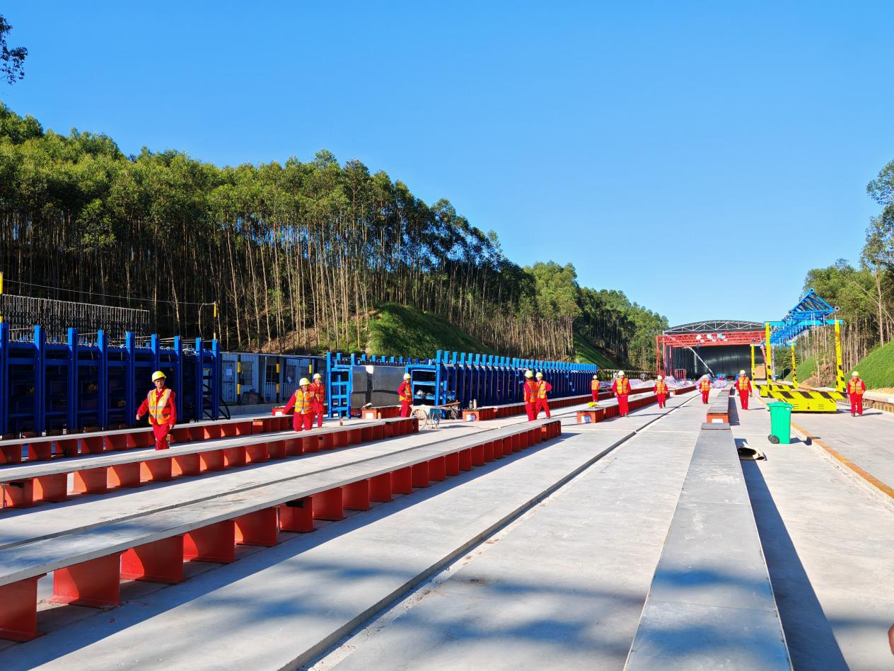 040b4cdbf99f485b940200a9ace00e0b_origin(1)