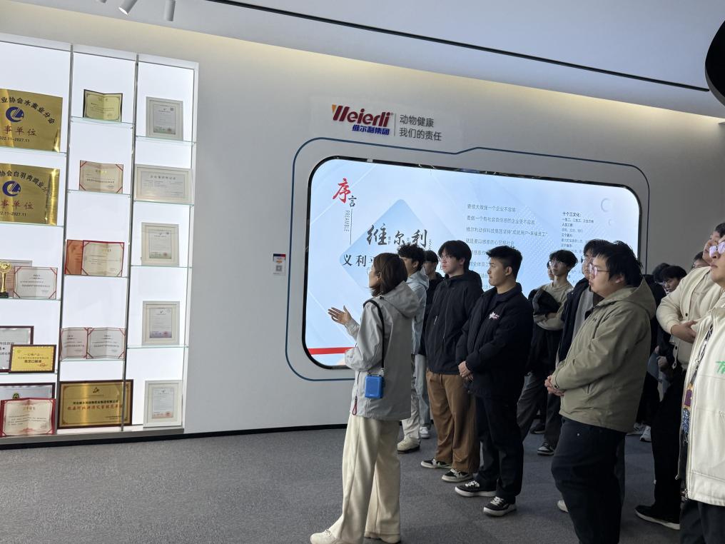 _cgi-bin_mmwebwx-bin_webwxgetmsgimg__&MsgID=1097208844128544048&skey=@crypt_d41da8e6_760ea62ca688740004fb103698a75d0e&mmweb_appid=wx_webfilehelper