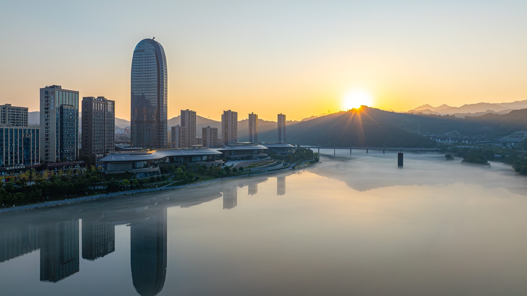 新安江江畔的华贵体验——星河温德姆至尊豪廷大酒店“华贵新诠释”