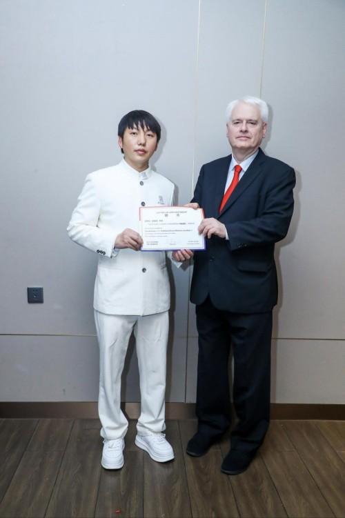 886de7b9449c218ea2f9ed7d1f25bd24