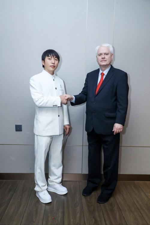 95f2e9320c813356c671d2fa75b10ce7