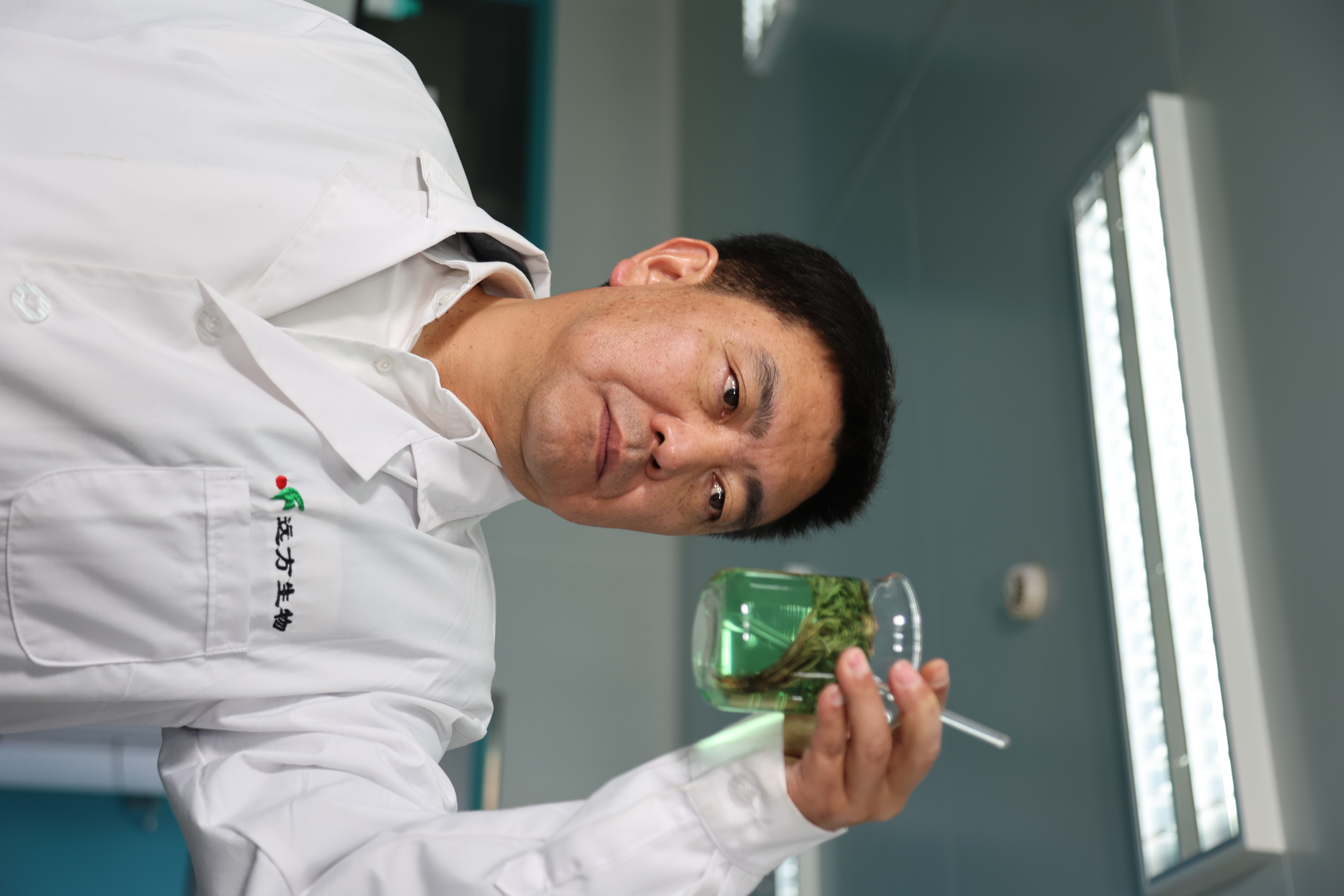 将热带雨林“搬”进工厂：舒霖与雨林共生，守护品牌未来