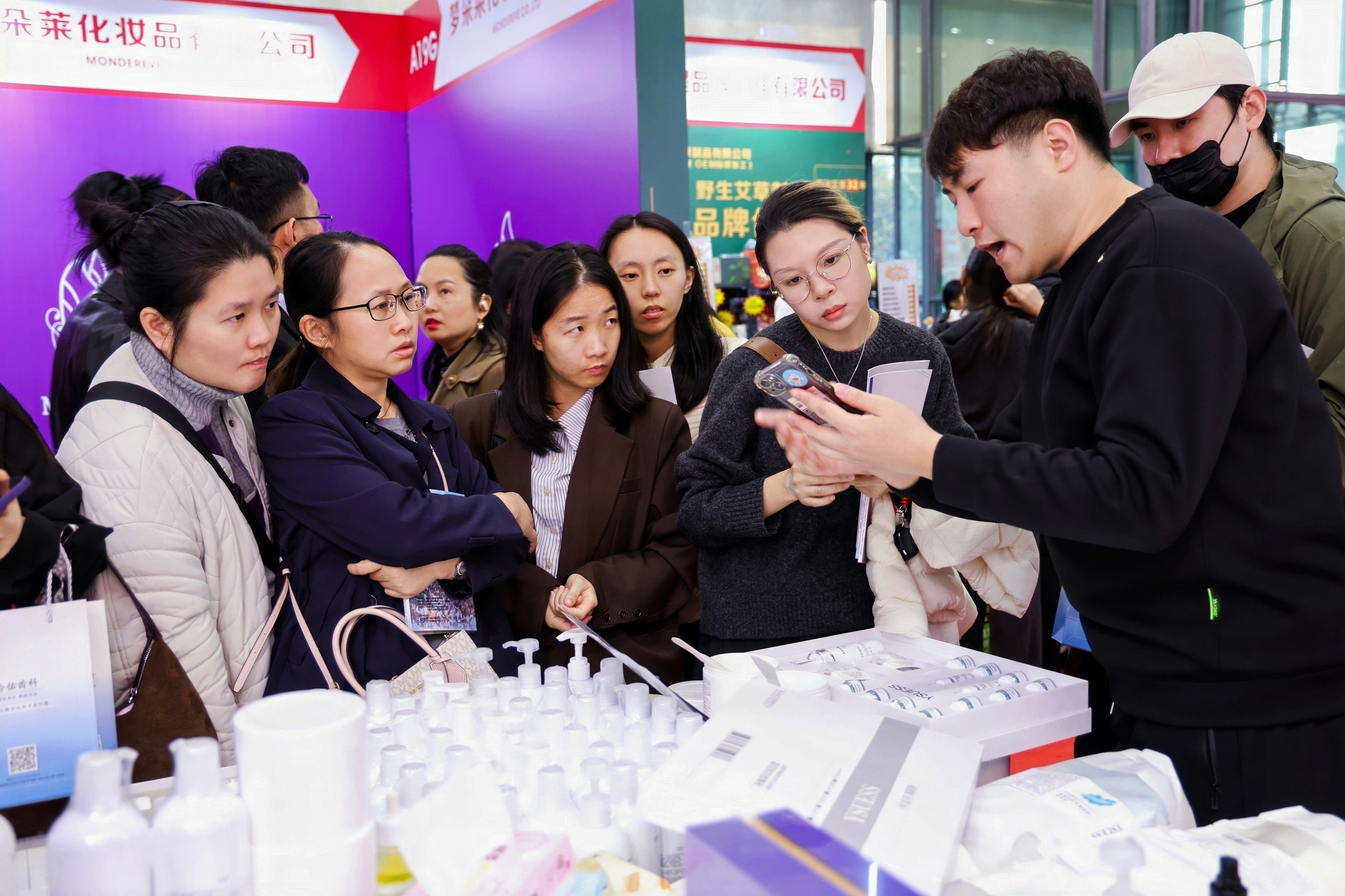 双城双展，今日收官！中越美业联动，掀起全球商贸热潮