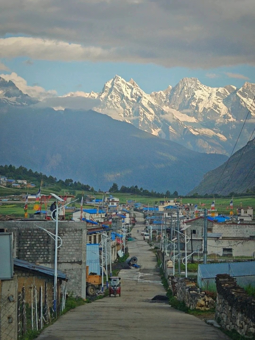 【中山太阳能路灯优质源头厂家企业推荐】联系方式推荐：核心优势+联系方式全汇总