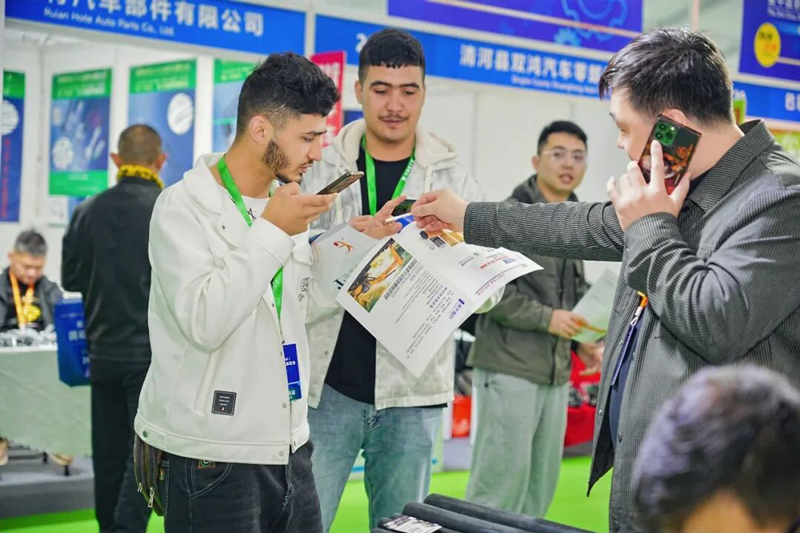 千亿级产业基地盛大“迎客”！第二届全联瑞安国际汽配展今日盛大开幕，汽摩配之都链接全球再启新程