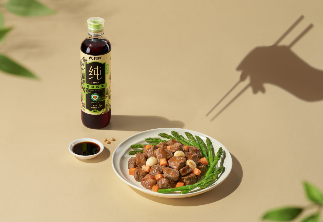 六月鲜：一瓶酱油能承载多少生活仪式感