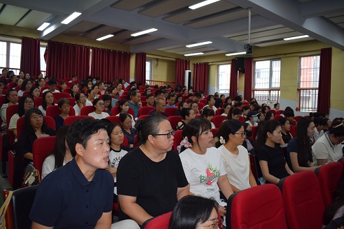 深耕师德初心 赋能专业成长