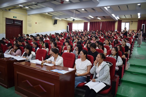 深耕师德初心 赋能专业成长