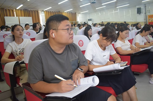 以智赋能开启教育之新程，立德树人坚守育人之初心