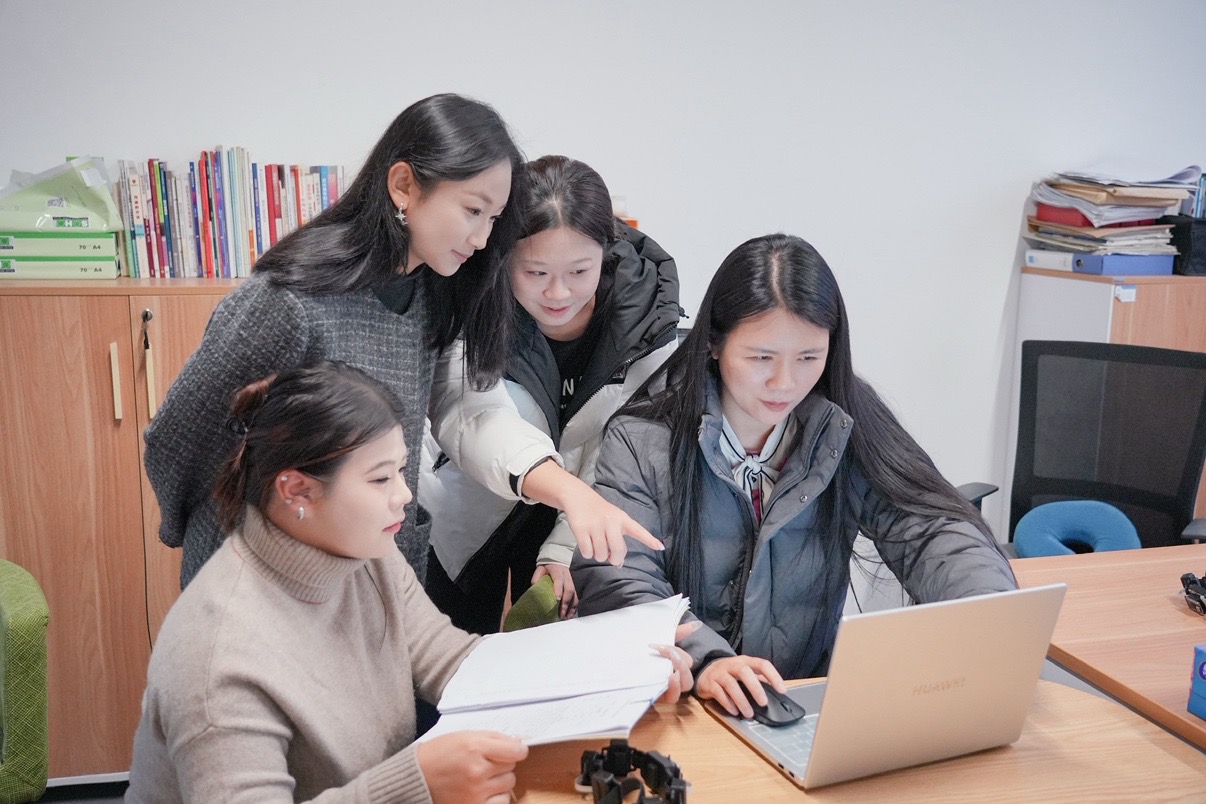 efdb745214fb8e22116032920377282a