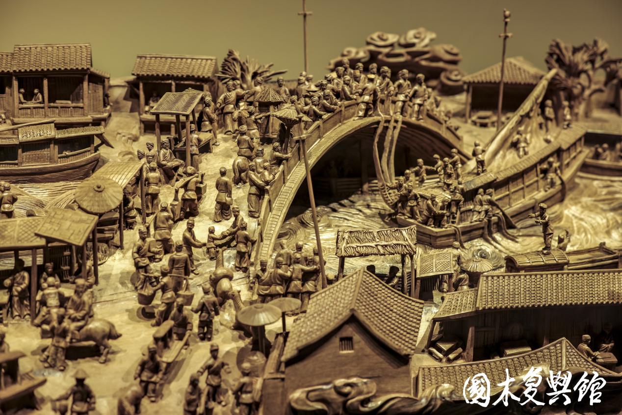 汉中市南郑区举办乌木金丝楠雕刻作品展