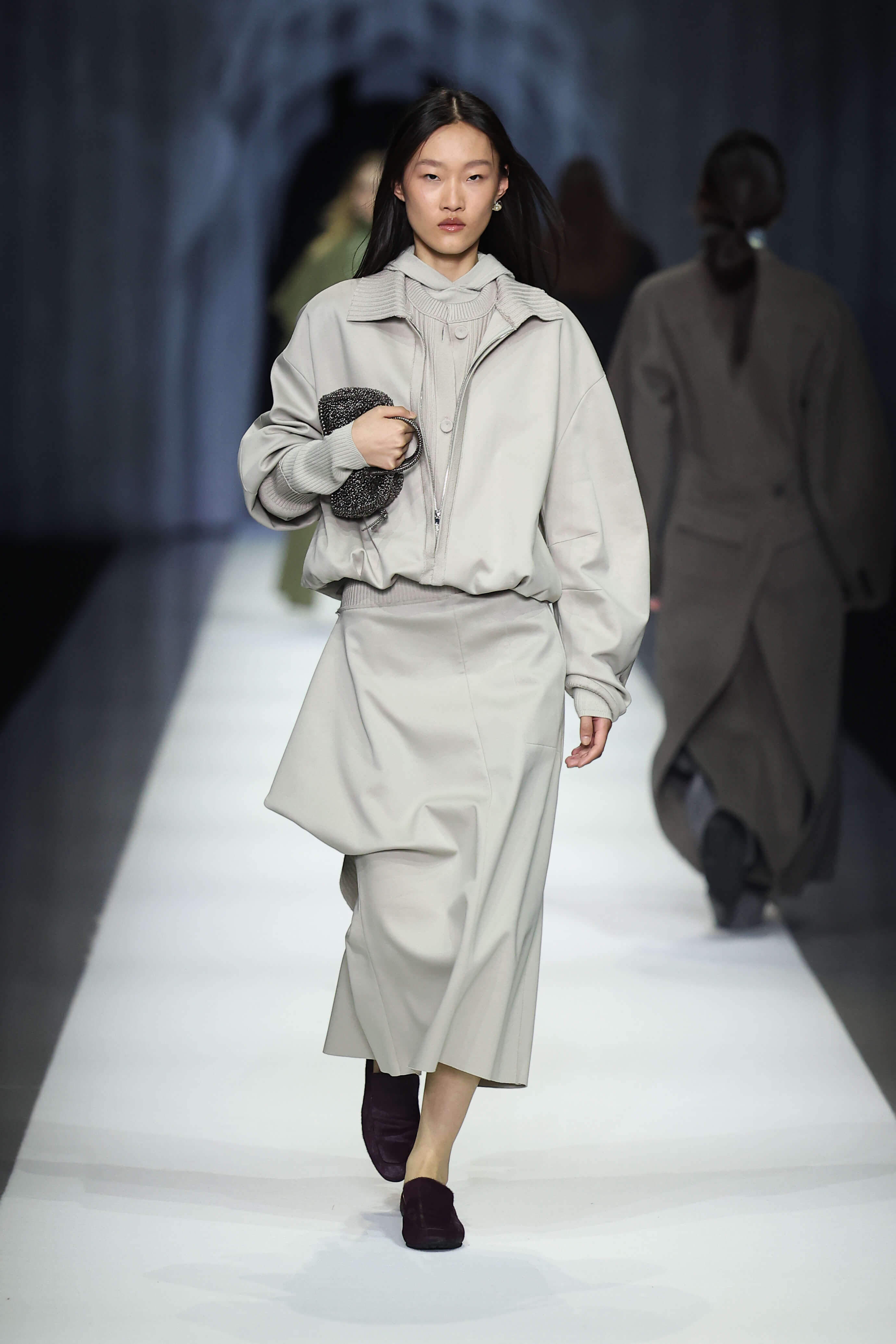 2026秋冬米兰时装秀 ANTEPRIMA与著名日本现代艺术家宫永爱子合作 艺术与精致美学交汇 捕捉时间的流逝与记忆