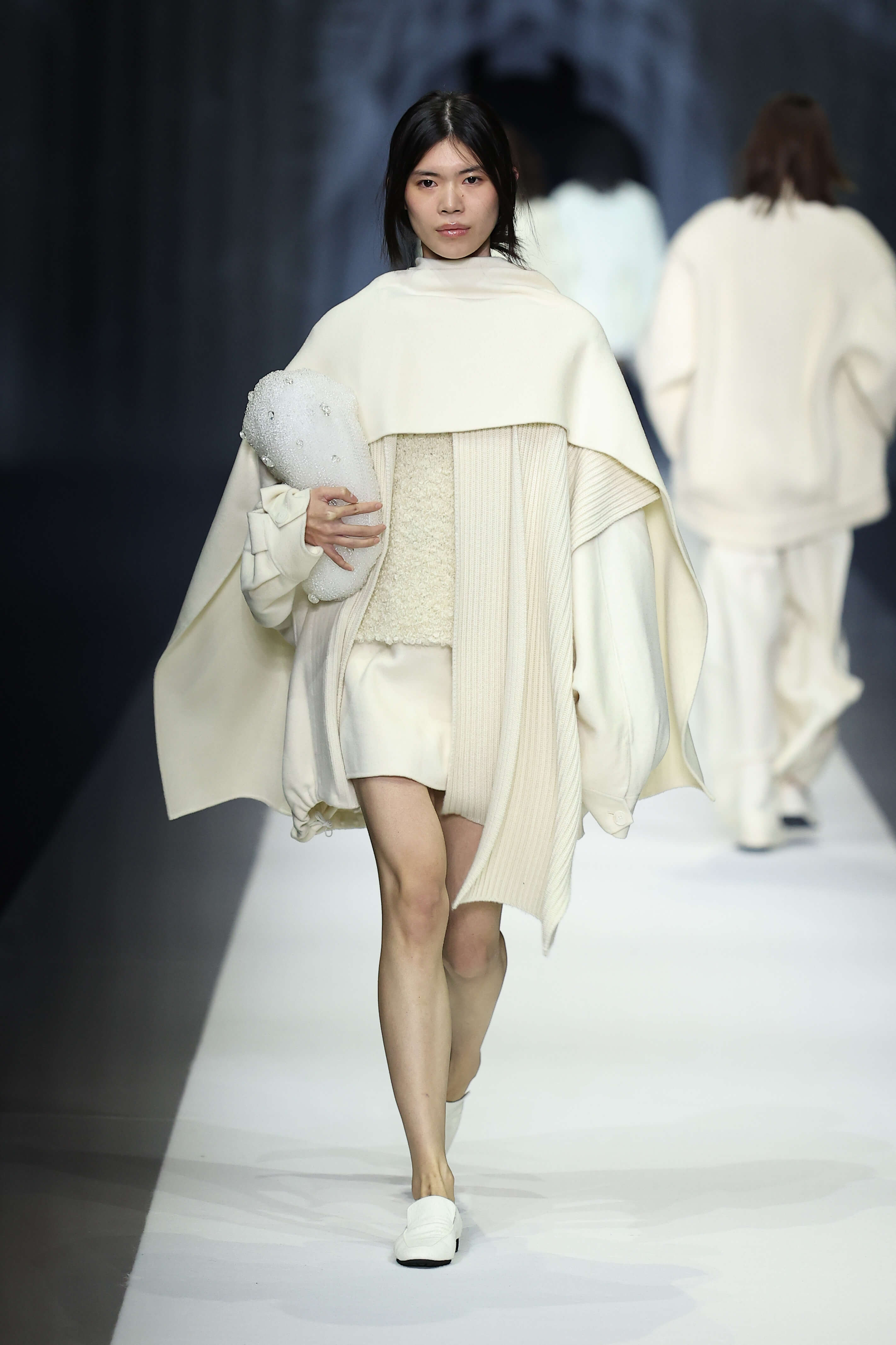 2026秋冬米兰时装秀 ANTEPRIMA与著名日本现代艺术家宫永爱子合作 艺术与精致美学交汇 捕捉时间的流逝与记忆