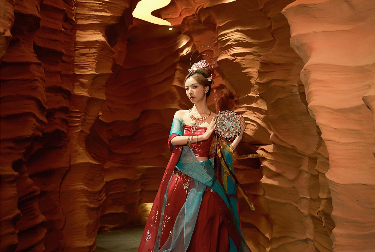 敦煌在上海“活起来” “一带一路”文化新地标亮相北外滩