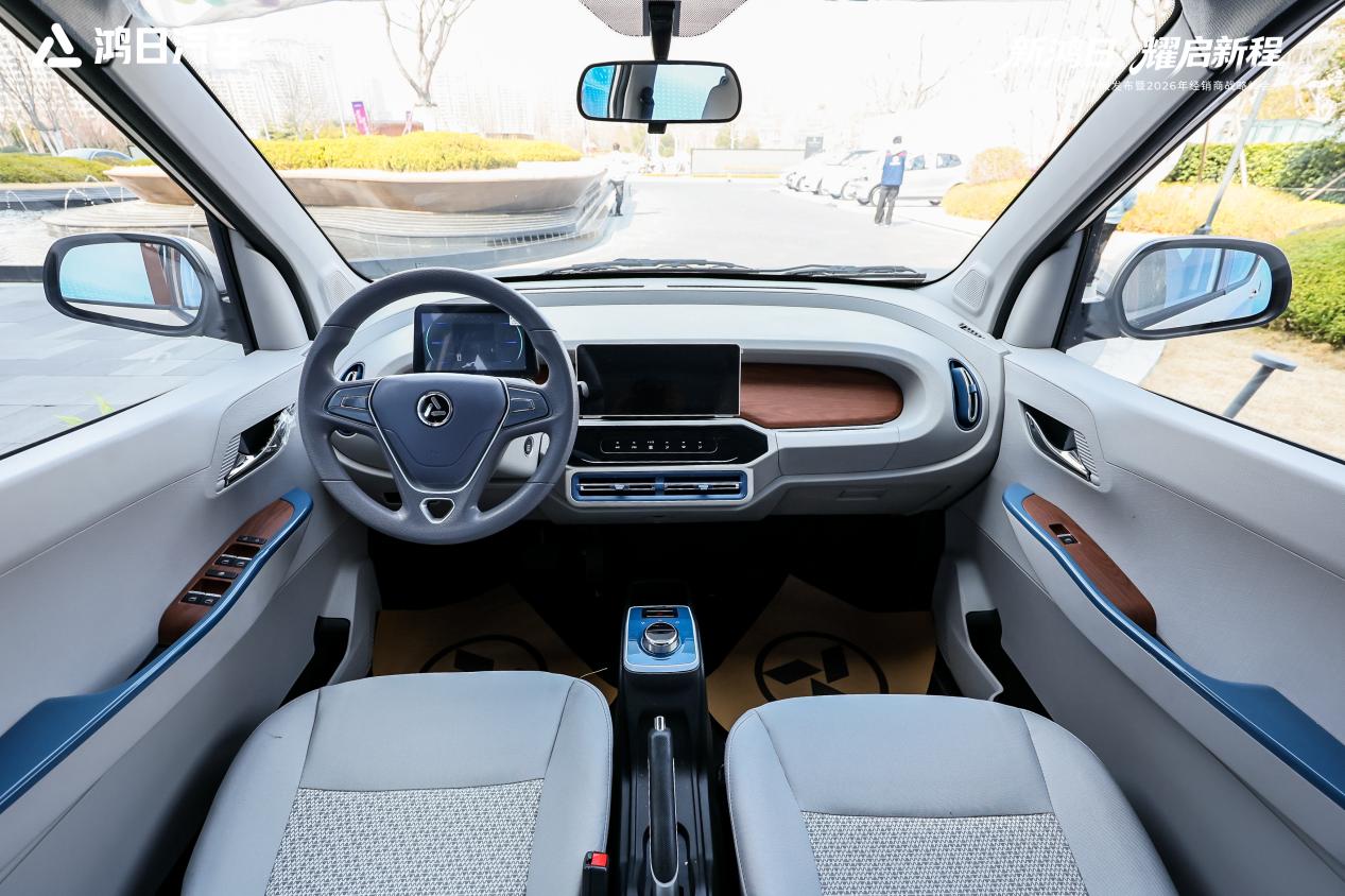 LEE_0130_wm__13554734