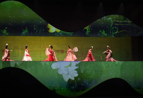 �赸ʫ�硶��ɫ��������������ǧ�������̨�����ѡ�