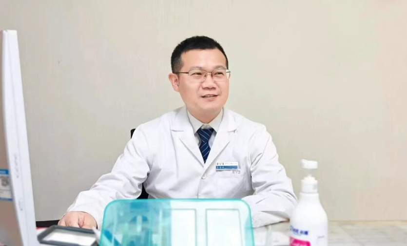 男子干眼症久治不愈？眼科医生李贵洲开出“特殊处方”