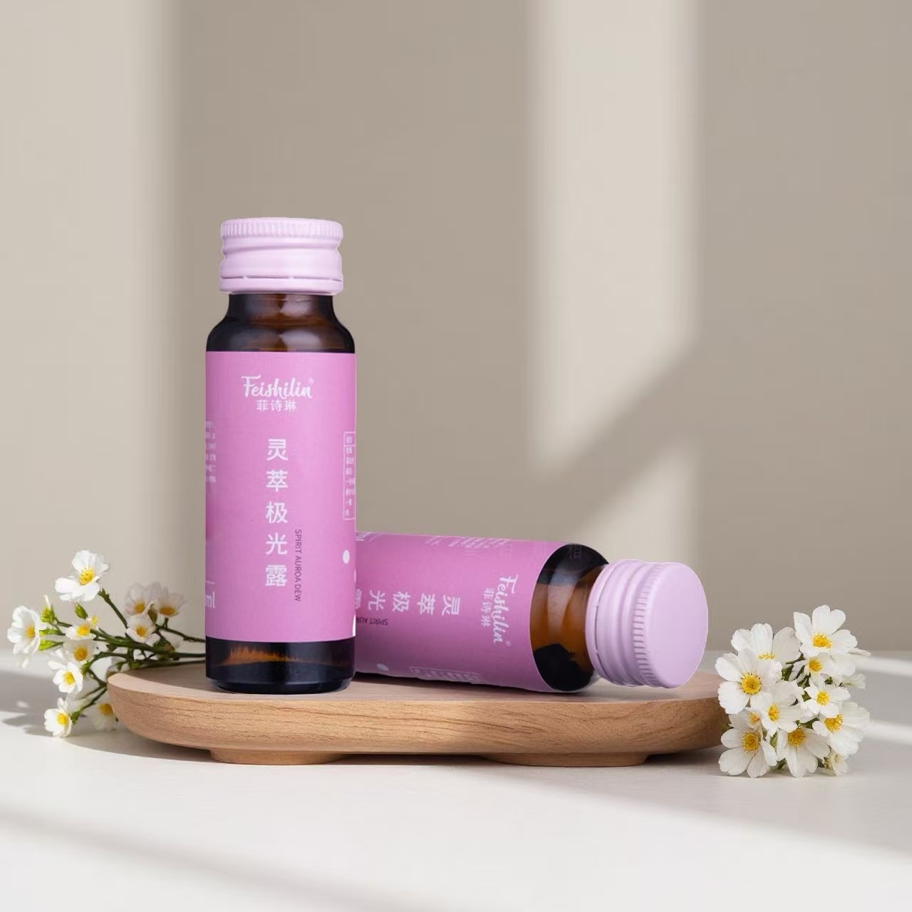 菲诗琳灵萃极光露：以多重珍稀精粹，点亮女性由内而外的极光时刻