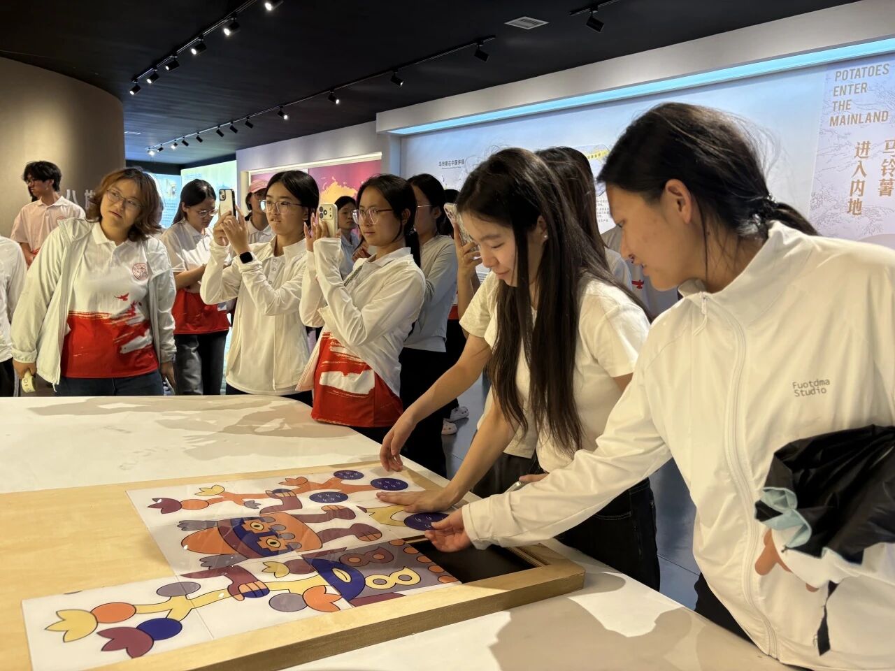 实践课堂｜循围场发展足迹，体悟时代奋进力量