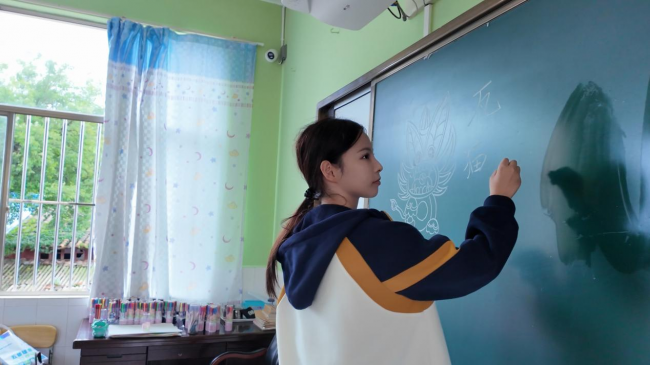 从学习强国看韦依心:新时代文艺工作者的基层样本