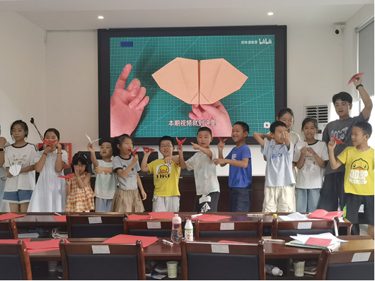 https://img2.danews.cc/upload/images/20260811/d401135d19fd81bce2ae7f635c9f1c93.png
