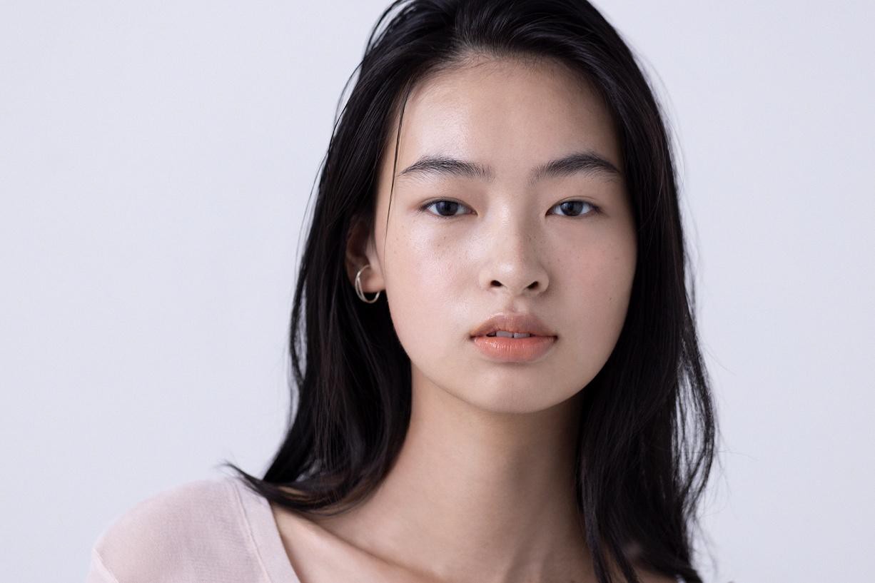 理想美肌大调查：底妆千变，毛孔“隐身”的清透感始终不变 花王教你“淡人时尚”：底妆学会留白，化妆取悦自己